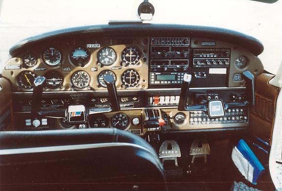 d_ezof_cockpit